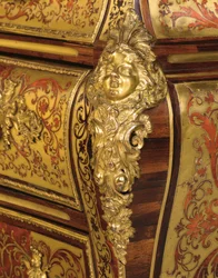 Detail intarzie Regence Boulle en tombeau, 18. - 19. století
