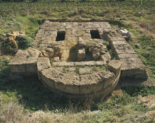 Staré ruiny baziliky, Valley Of The Temples, Agrigento, Sicílie, Itálie