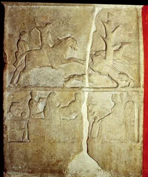 Stela reliéf zobrazující lov divočáka (kámen)
