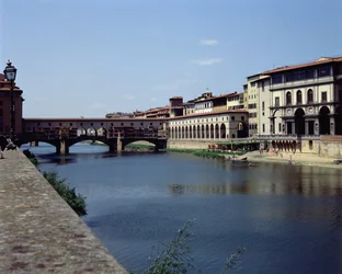 Pohled na Ponte Vecchio a Uffizi (foto)