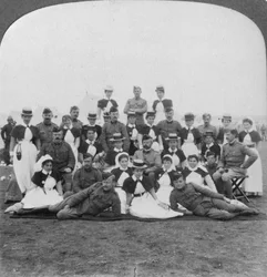 Zdravotnický personál a sestry všeobecné nemocnice č. 9, Bloemfontein, Jižní Afrika, Búrská válka, 1901