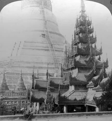 Pagoda Shwedagon, Rangún, Barma, 1900.