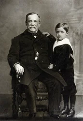 Portrét Louise Pasteura (1822 - 1895) a jeho vnuka Louise Pasteura Vallery - Radot v roce 1893.