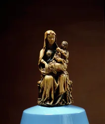 Svatá Anna, socha Panny a dítěte ze slonoviny ze 14. století. Realizováno na severu Francie. Musee Vivenel, Compiegne