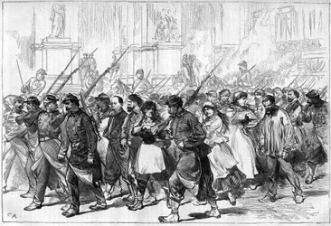 Pařížská komuna v roce 1871. Konvoj Federes (komunardů) zajat, projíždějící náměstím Place de l