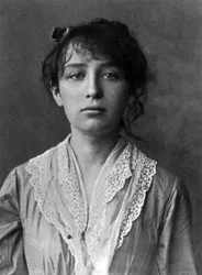 Francouzský sochař Camille Claudel (1864-1943) zde v roce 1884