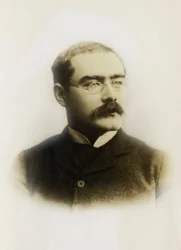 Portrét Rudyarda Kiplinga (1865-1936), anglického spisovatele.