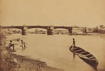 Železný most, Lucknow