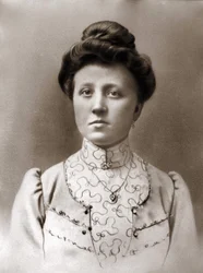 portrét Henriette Brull, matky George Simenona.