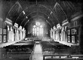 Škola, Uppingham, Rutland, 1924-1926.