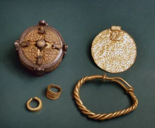 Vikingské šperky z Gotlandu ve Švédsku. 10. století. Stockholm, Historiska Museet