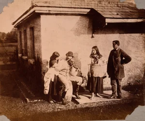 Děti poslouchají muže hrajícího na housle, kolem 1859-61
