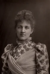 ""Liza Lehmann (Elizabetta Nina Mary Frederika Lehmann - 1862-1918) anglická sopranistka a skladatelka. (typ Woodbury)