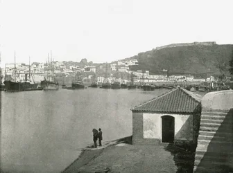 Město a přístav Malaga, Španělsko, 1895.
