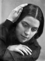 Portrét Anity Pittoni, asi 1940 (čb fotografie)