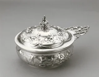 Porringer s krytem, c. 1856 (stříbro)