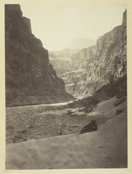 Grand Cañon řeky Colorado, ústí Kanab Wash, pohled na západ