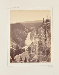 Dolní Yellowstonské vodopády, pohled do dálky