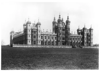 Donaldsons Hospital, postavená v letech 1833-51 (černobílá fotografie)