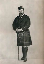 Princ z Walesu v kostýmu Highland, c1886 1910