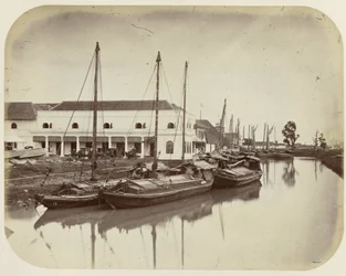 Groote Boom na Harbour Canal v Batavia