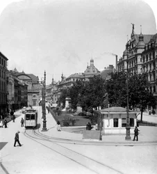 Promenadeplatz v Mnichově, Německo, 1900.