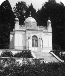 Maurský pavilon na zámku Linderhof, Bavorsko, Německo, kolem 1900. let.