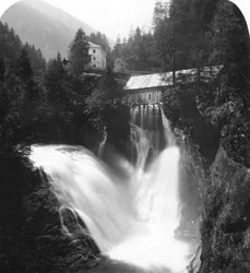 Vodopád v Badgasteinu, Rakousko, c1900.