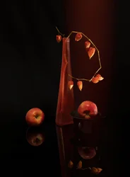 Živé zátiší s jablky